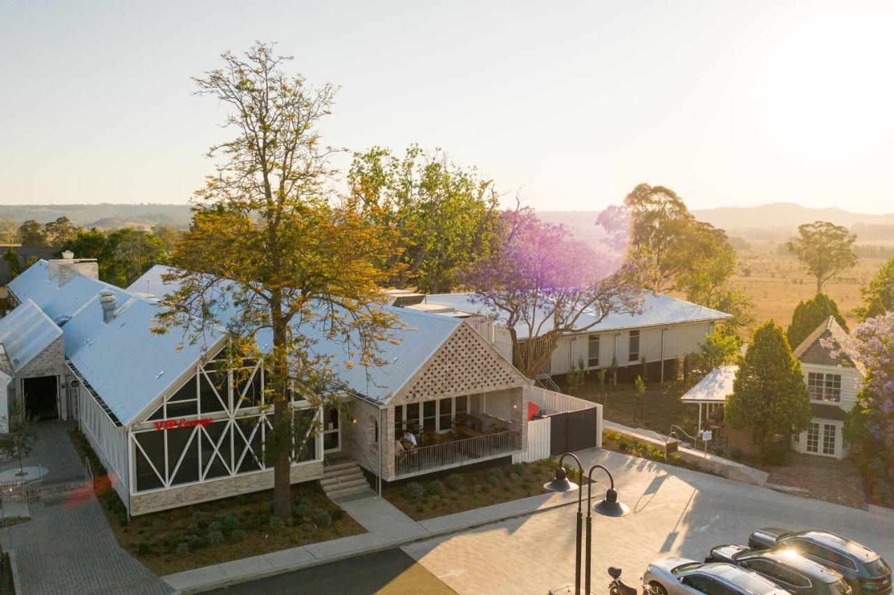Camden Valley Inn Exterior foto